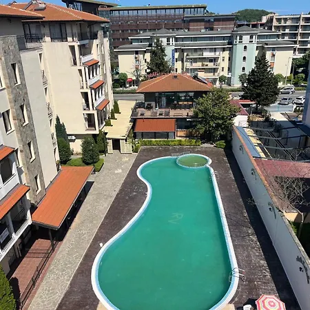 Apartament Rose Village