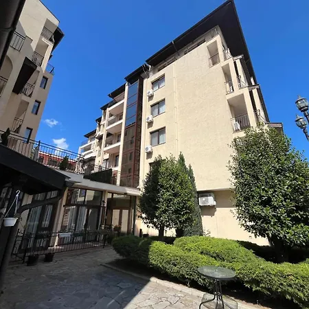 Apartament Rose Village *