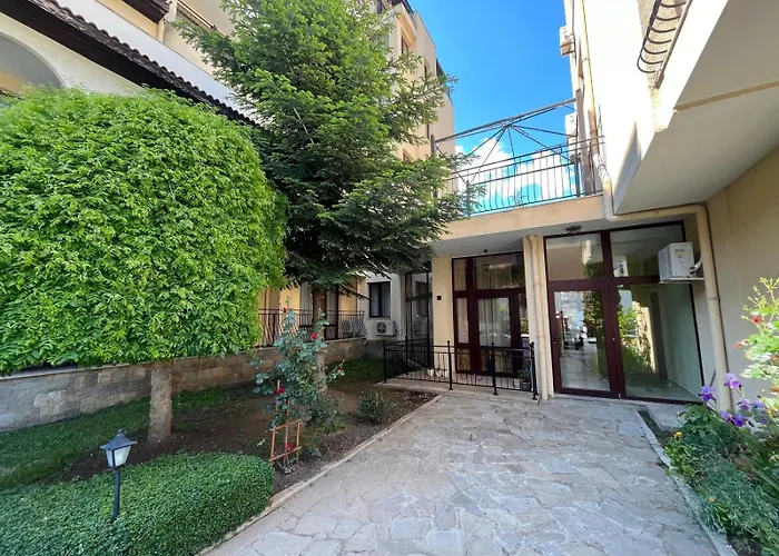 Rose Village Apartament