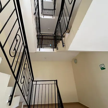 アパート Rose Village *